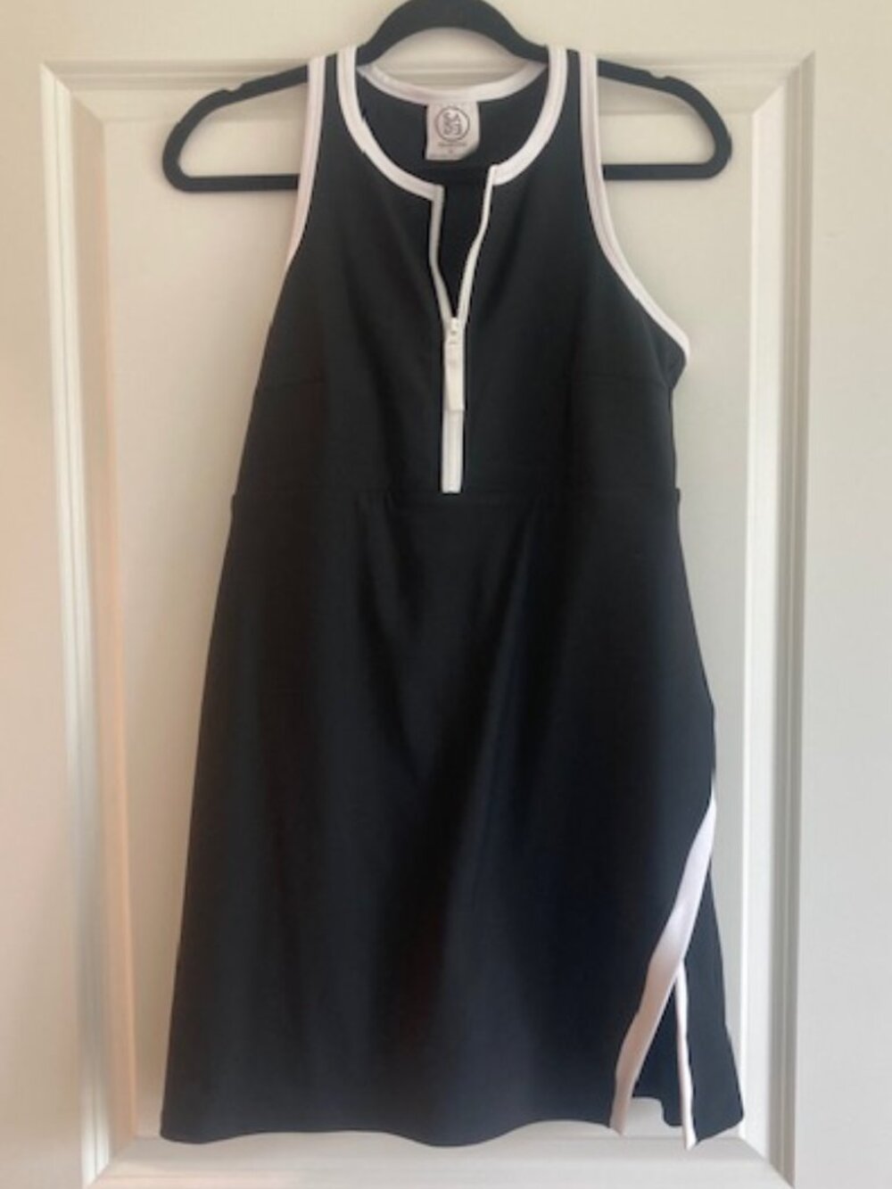 Black & White Skort Dress Size M – New